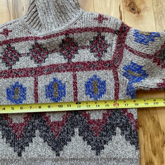 LL Bean Fair Isle Sweater - Picture 7 of 8